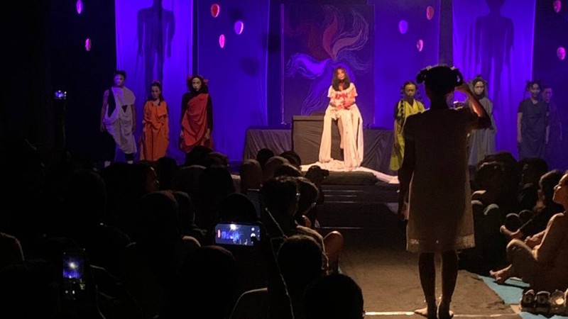Sesudah  Serena Berkata "Tidak", Pementasan Riuh Dalam Hening Teater Tigakoma